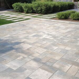 2-ukladannya-trotuarnoyi-plitki- (4)